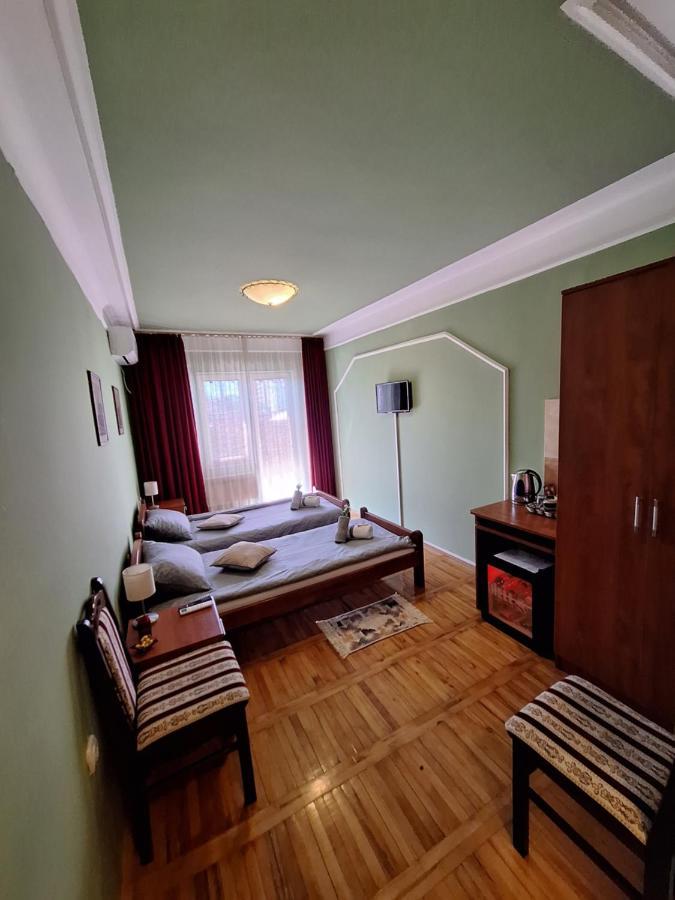 Guest House Villa Lord Novi Sad Dış mekan fotoğraf