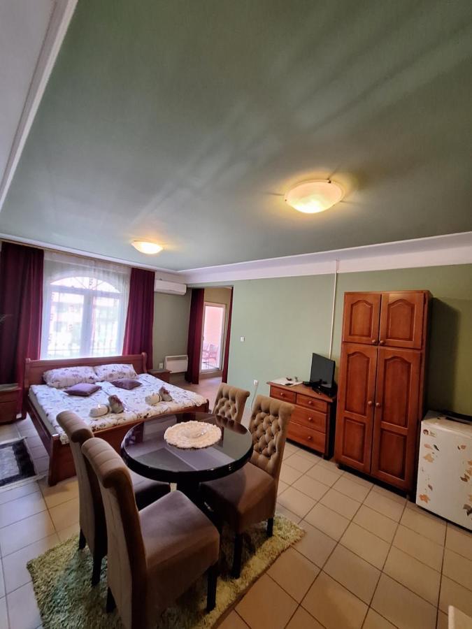 Guest House Villa Lord Novi Sad Dış mekan fotoğraf