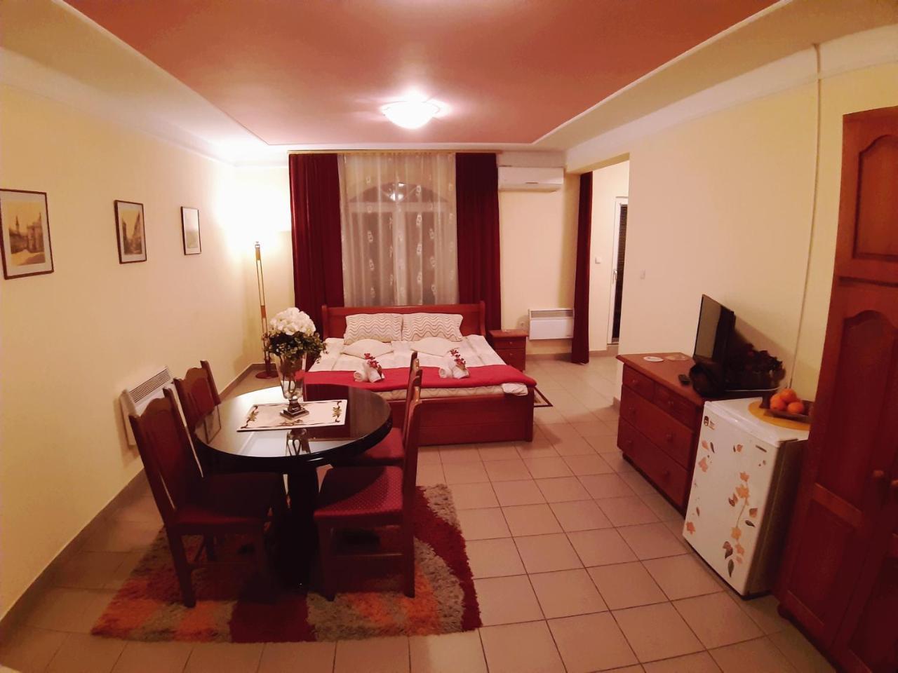 Guest House Villa Lord Novi Sad Dış mekan fotoğraf